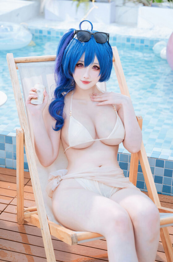 [COSPLAY]rioko凉凉子 – 圣路易斯 香槟色比基尼